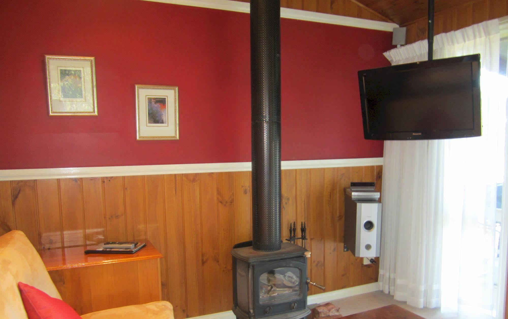 Willowlake Cottages Howqua Экстерьер фото