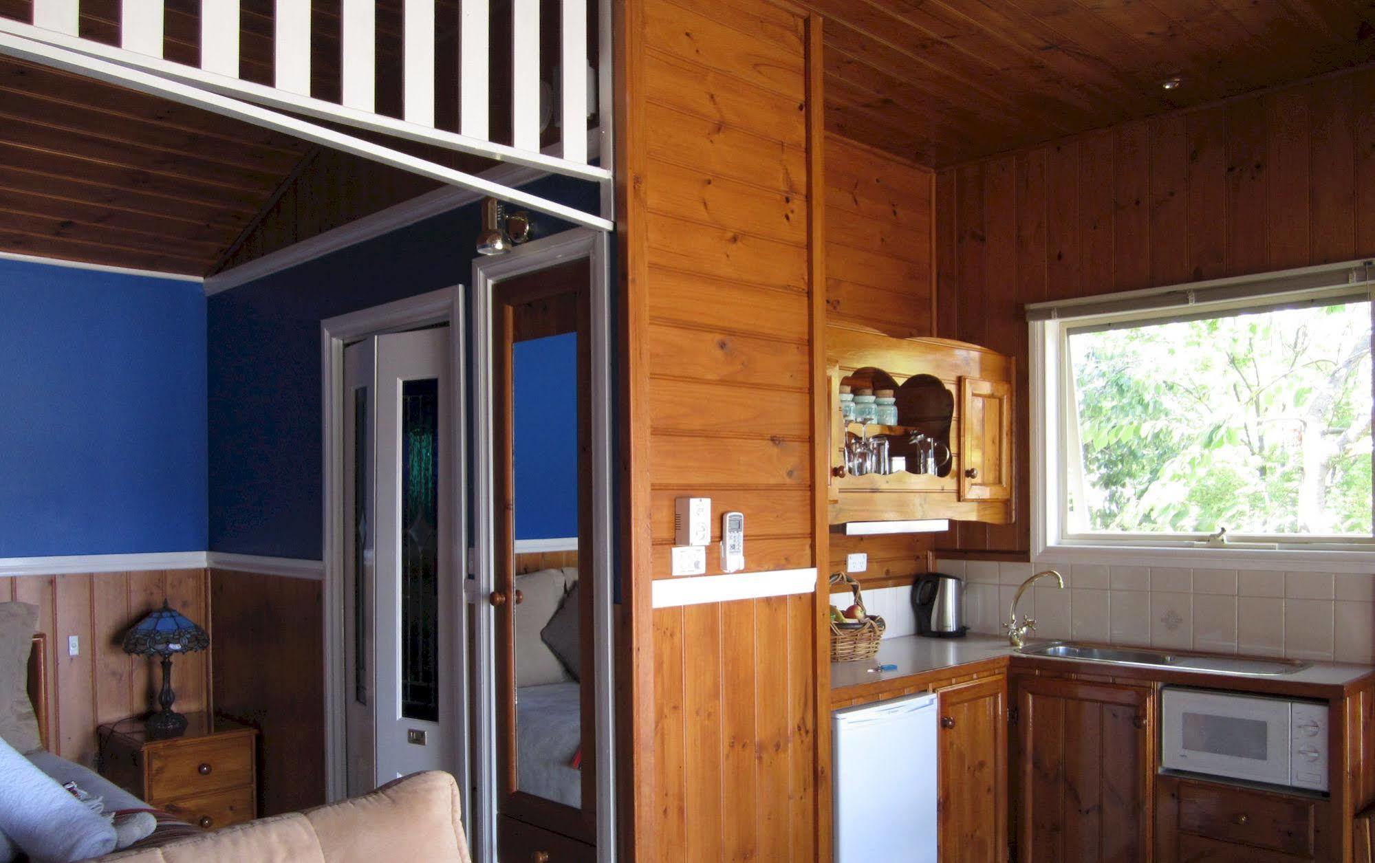 Willowlake Cottages Howqua Экстерьер фото
